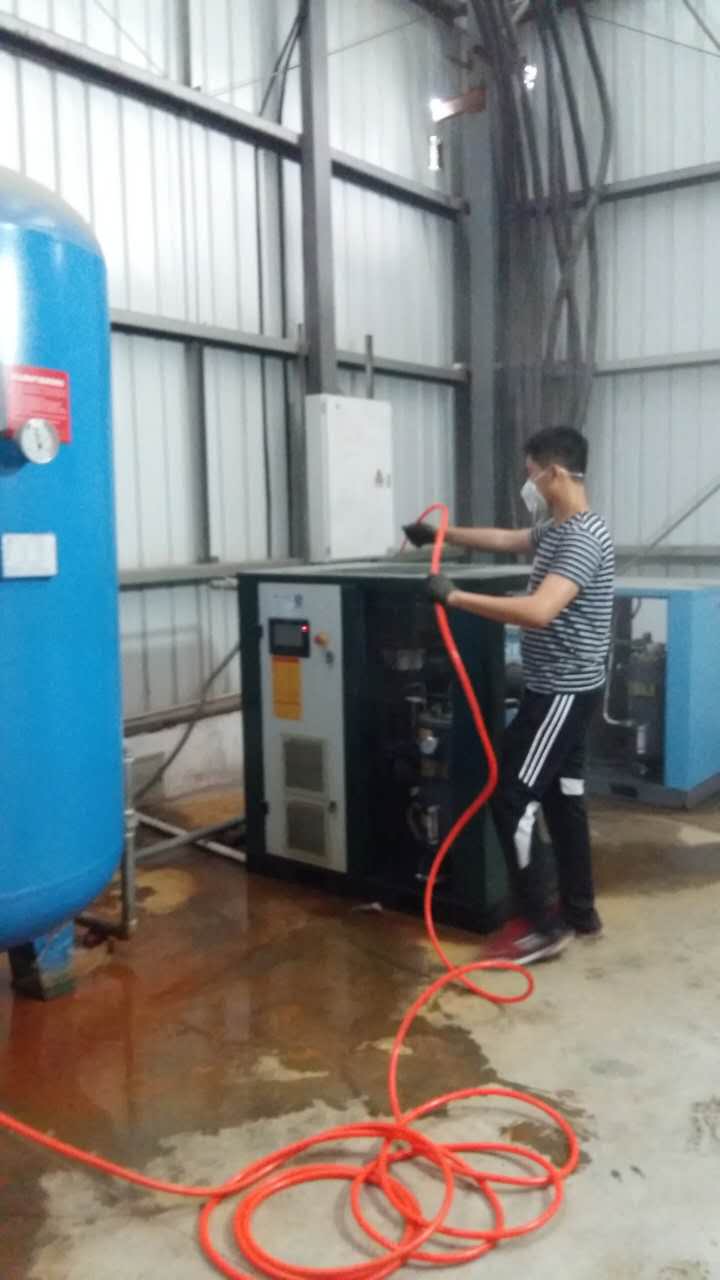龍巖空壓機(jī)維護(hù)清洗的方法及步驟